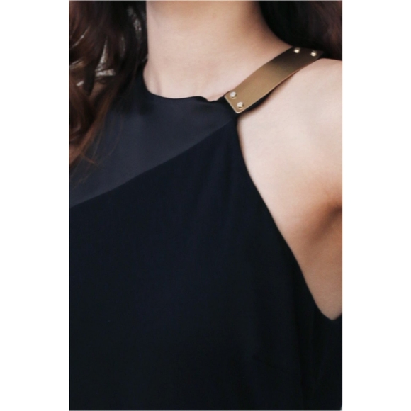 Halston Heritage | Metal Plate Crepe Gown - Picture 4 of 4